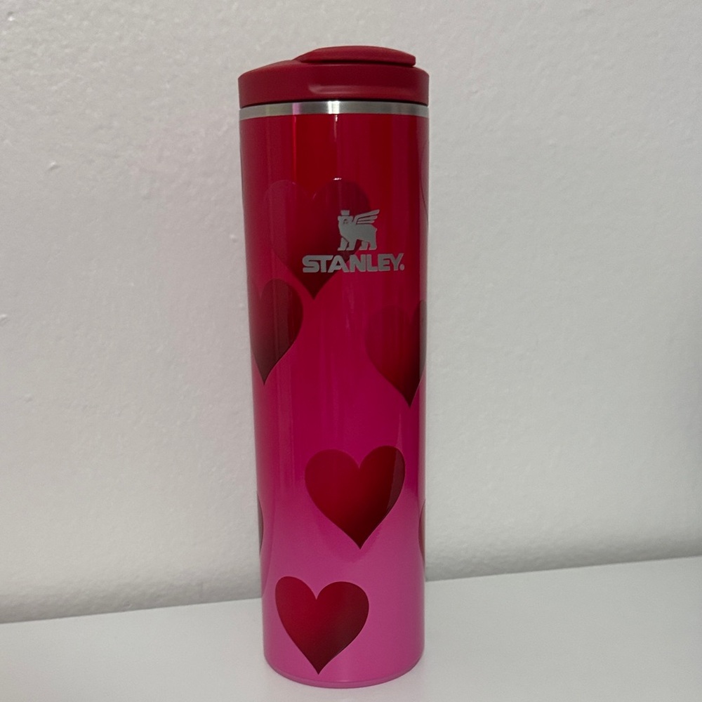 Stanley Aero Light Pink and Red Heart Stainless bottle